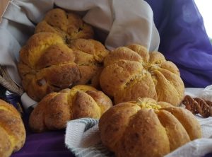 Bollitos de calabaza, queso y calabizo