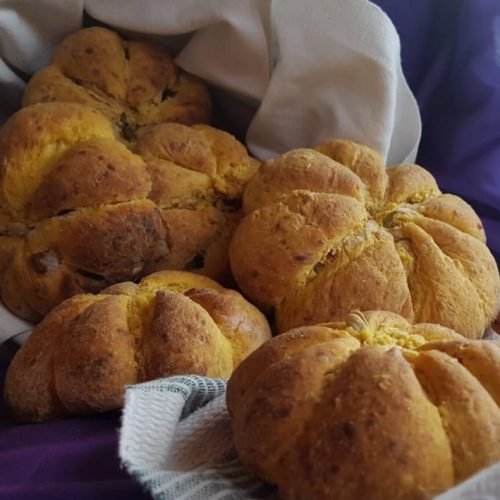 Bollitos de calabaza, queso y calabizo