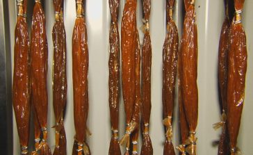 Dez anos de Calabizo: o chourizo vexetal galego que xa se vende nos EEUU